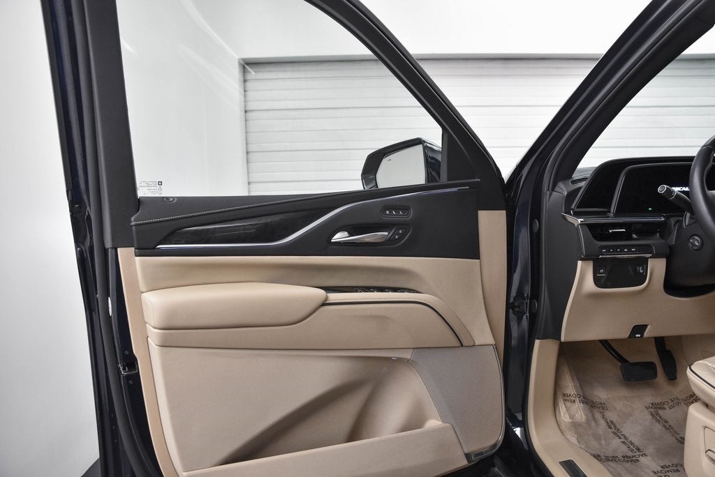 2024 Cadillac Escalade ESV Premium