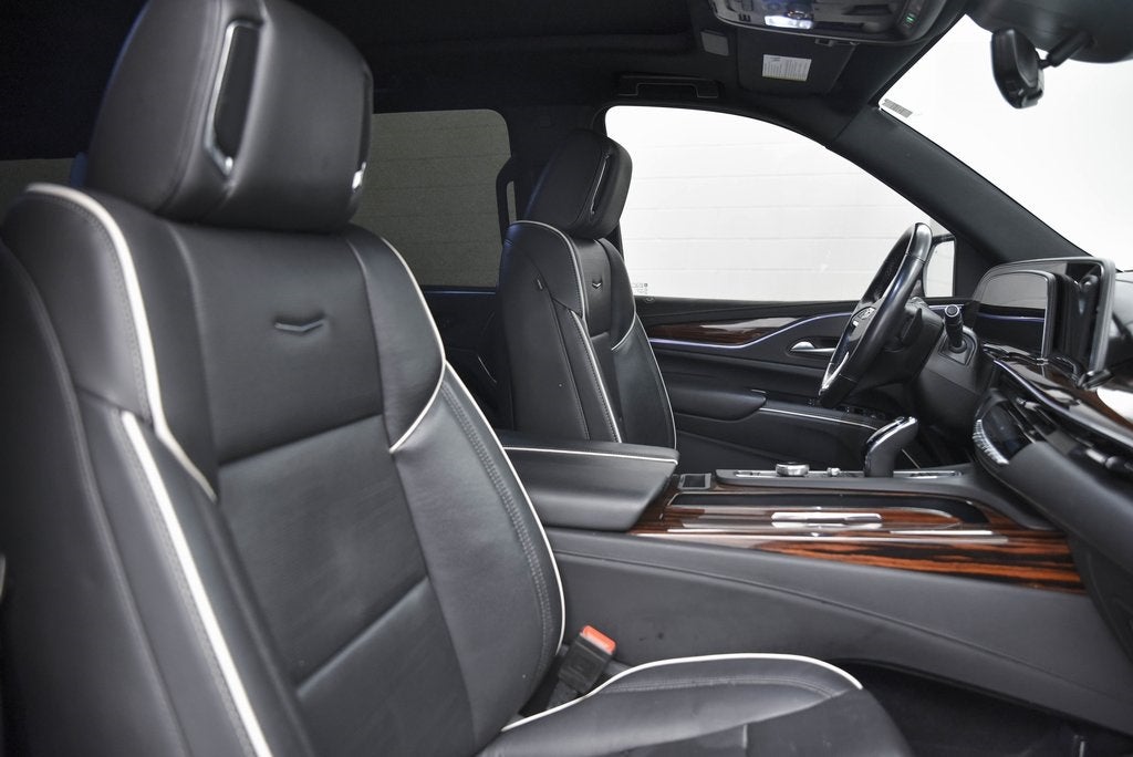 2023 Cadillac Escalade ESV Premium