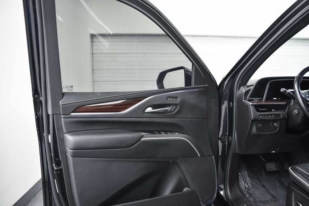 2023 Cadillac Escalade ESV Premium