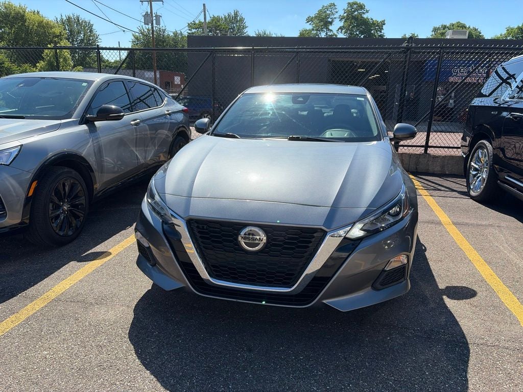 2022 Nissan Altima 2.5 SV