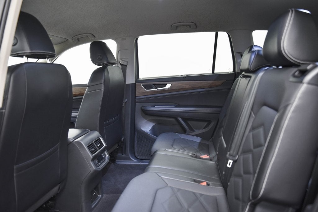 2024 Volkswagen Atlas 2.0T SE w/Technology