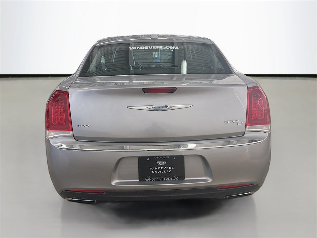 2016 Chrysler 300 C