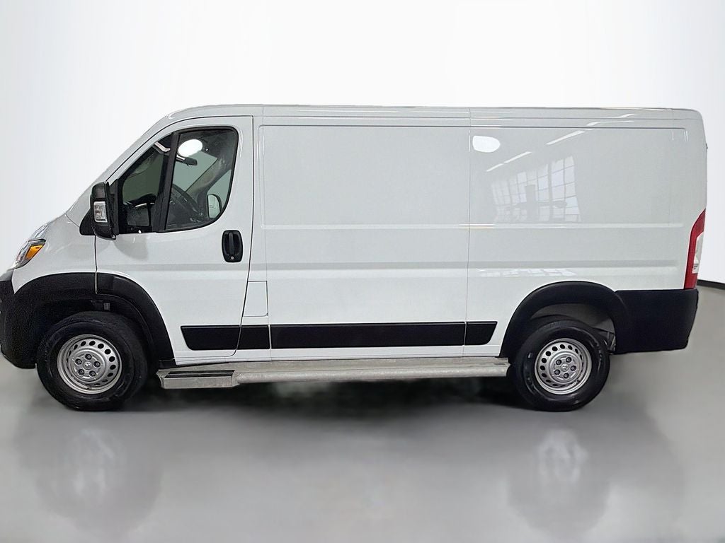 2025 RAM ProMaster 2500 Base 136 WB