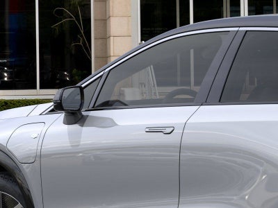 2027 Cadillac OPTIQ Luxury
