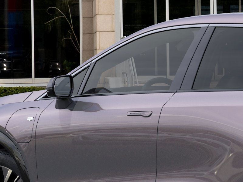 2025 Cadillac OPTIQ Luxury 2