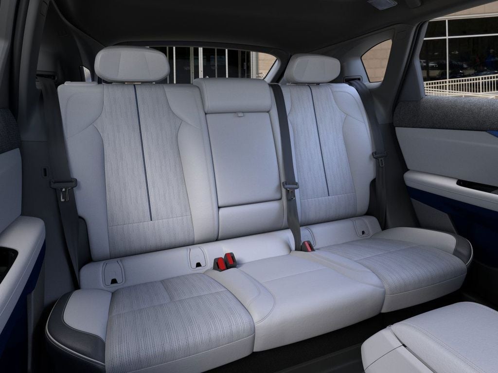 2025 Cadillac OPTIQ Luxury 2