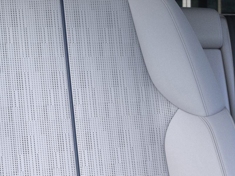 2025 Cadillac OPTIQ Luxury 2