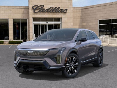 2025 Cadillac OPTIQ Luxury 2