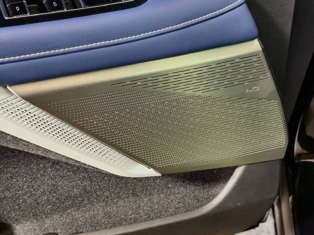 2025 Cadillac OPTIQ Sport 2