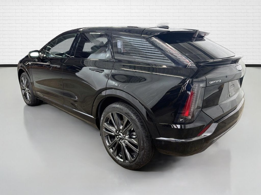 2025 Cadillac OPTIQ Sport 2