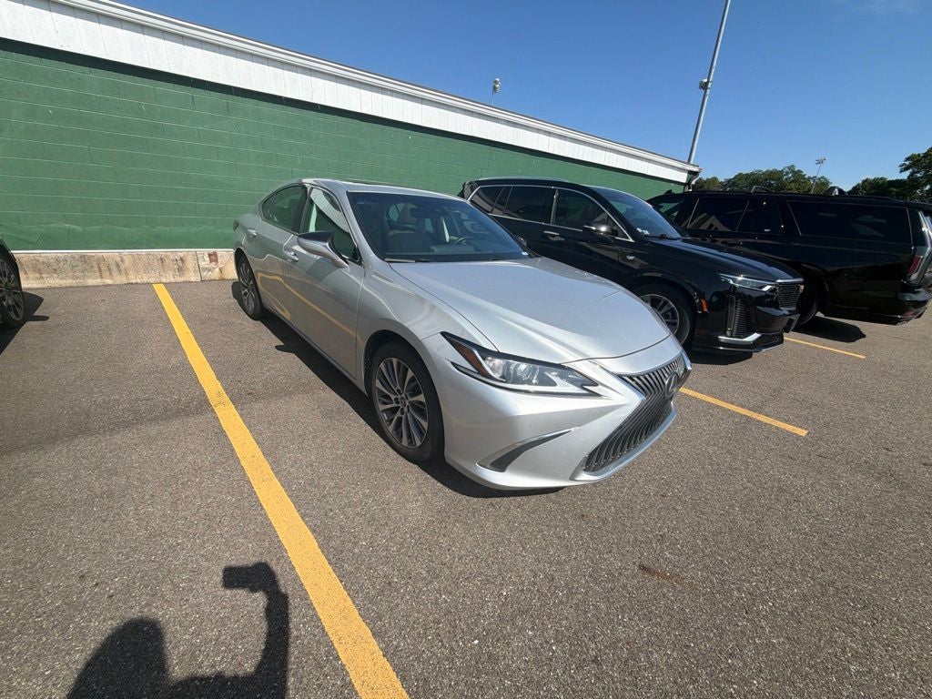 2021 Lexus ES 250