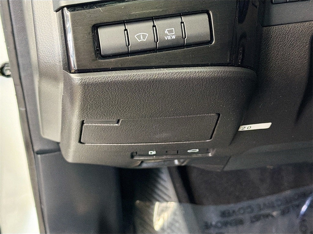 2024 Lexus ES 300h Luxury