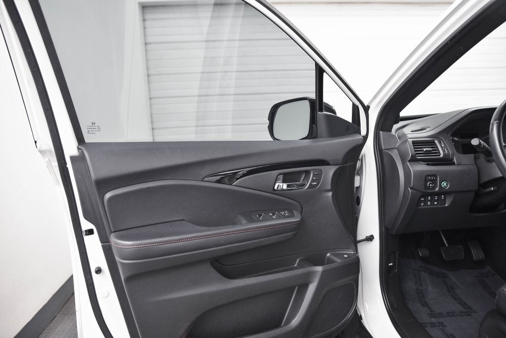 2022 Honda Ridgeline Black Edition