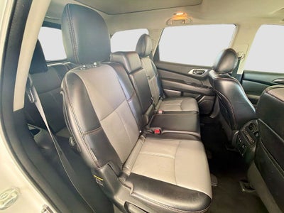 2020 Nissan Pathfinder SL