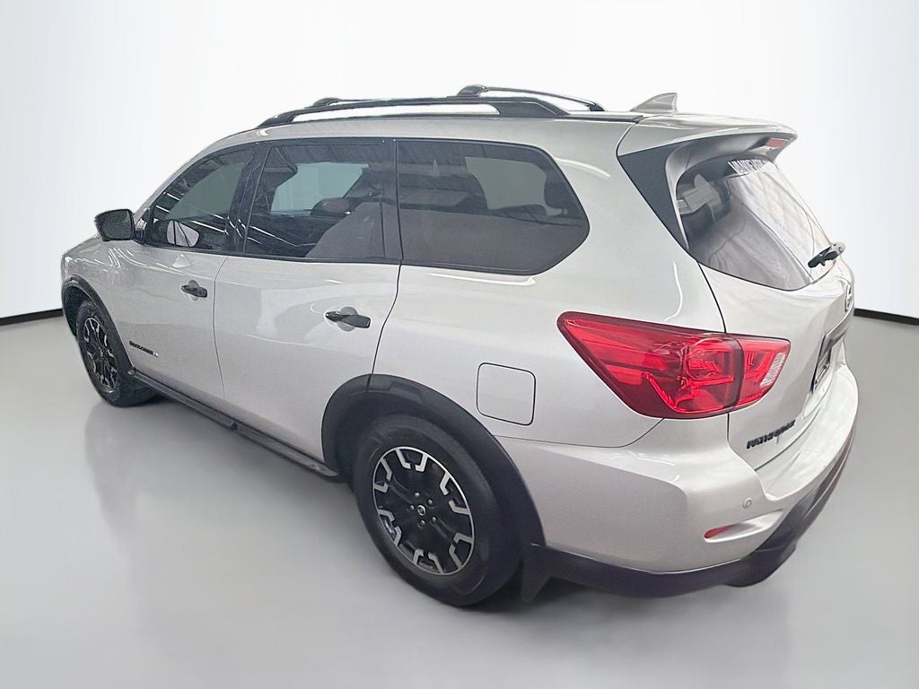 2020 Nissan Pathfinder SL