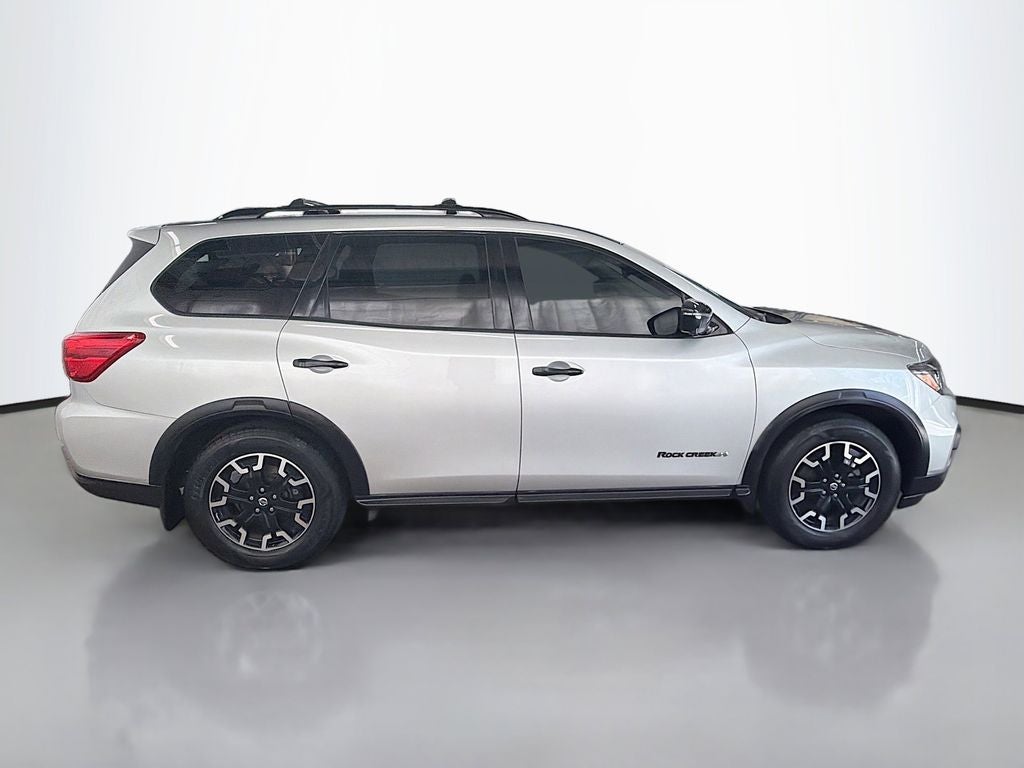 2020 Nissan Pathfinder SL