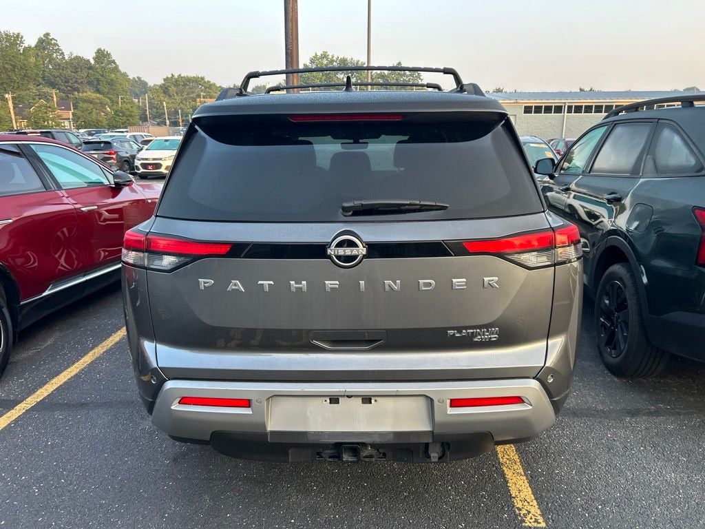 2024 Nissan Pathfinder Platinum