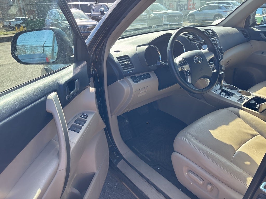 2013 Toyota Highlander Base Plus V6