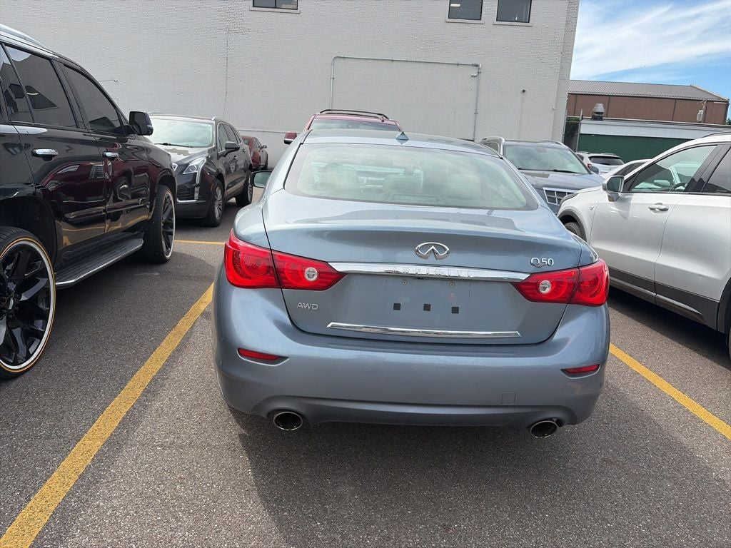 2015 INFINITI Q50 Premium
