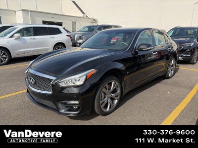 2016 INFINITI Q70 3.7X