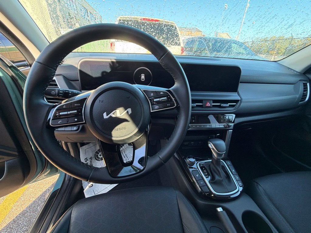 2025 Kia Seltos EX