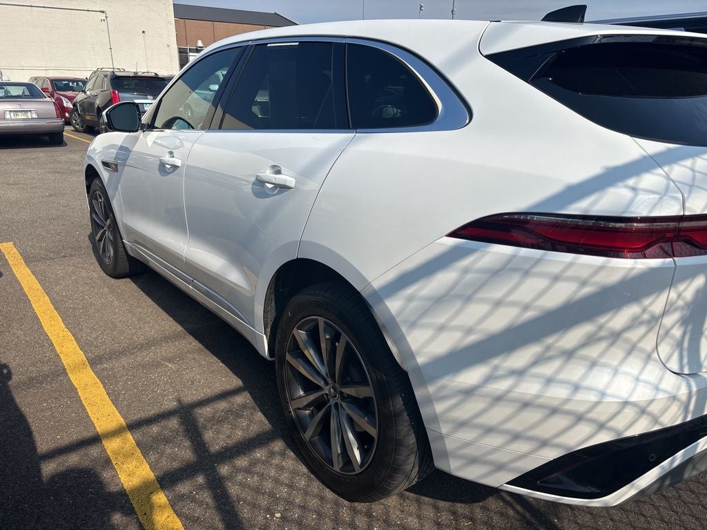 2024 Jaguar F-PACE P250 R-Dynamic S