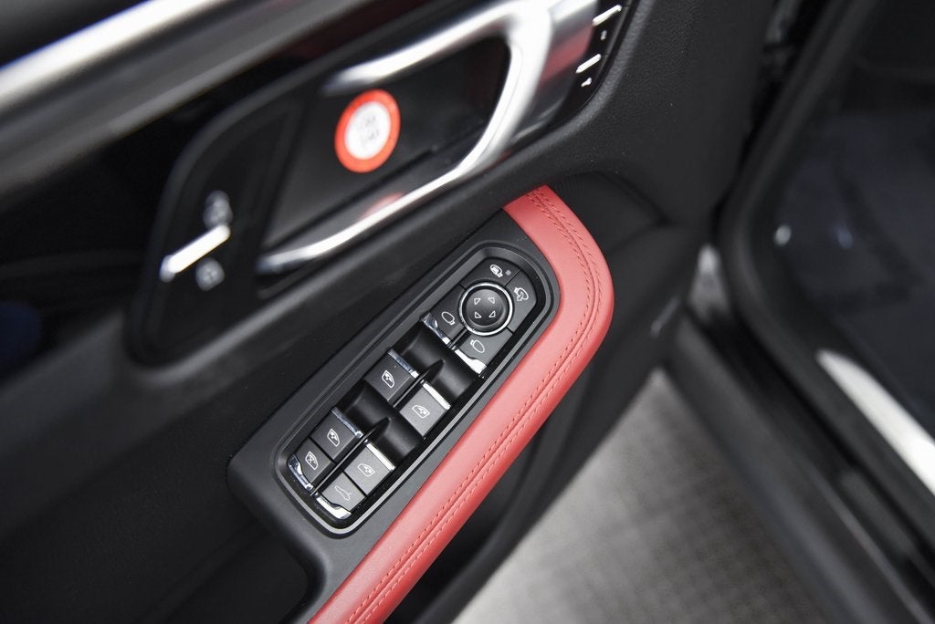 2021 Porsche Macan S