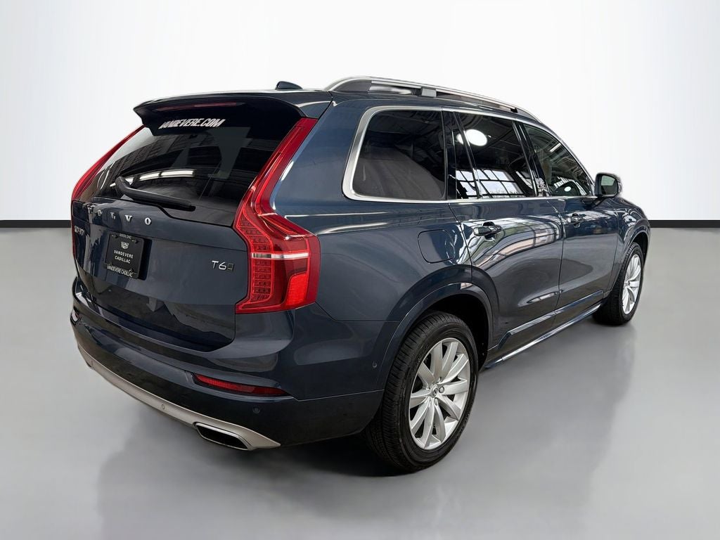 2019 Volvo XC90 T6 Momentum