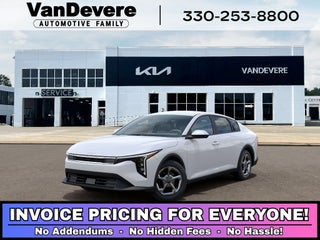 2026 Kia K4 LXS