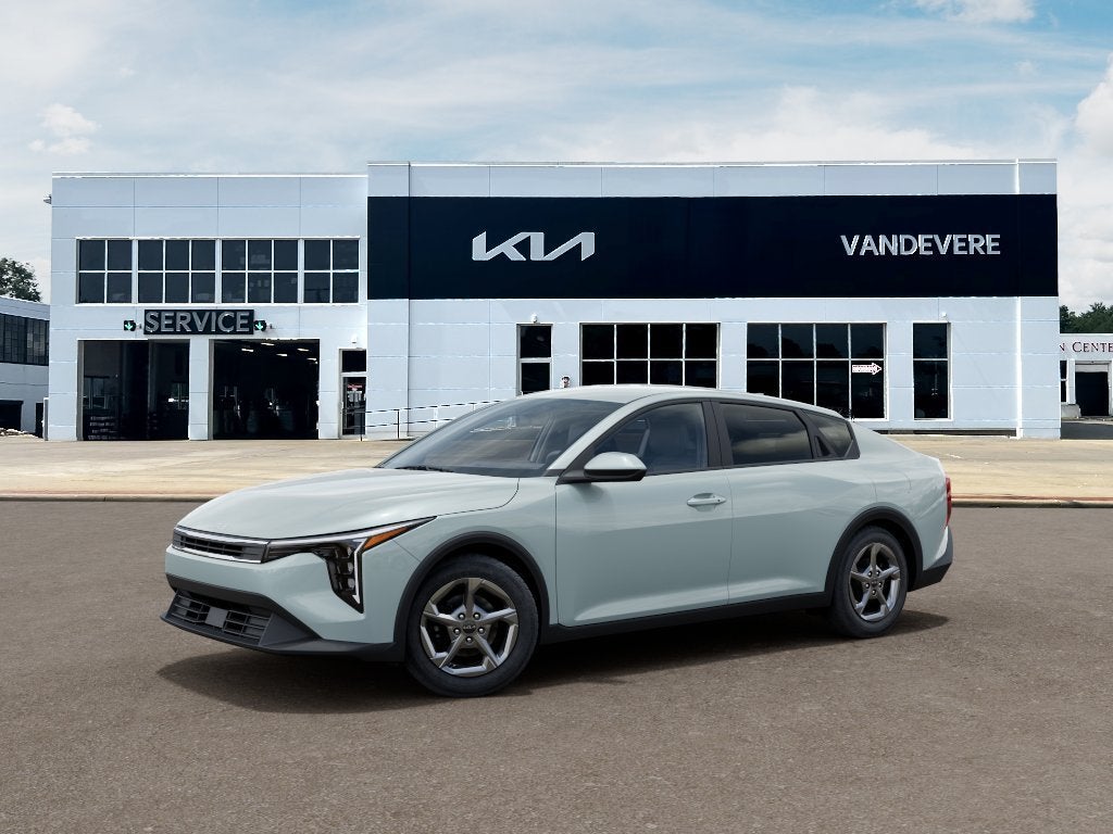 2027 Kia K4 LX