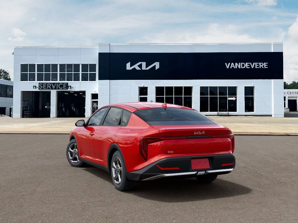 2026 Kia K4 LXS