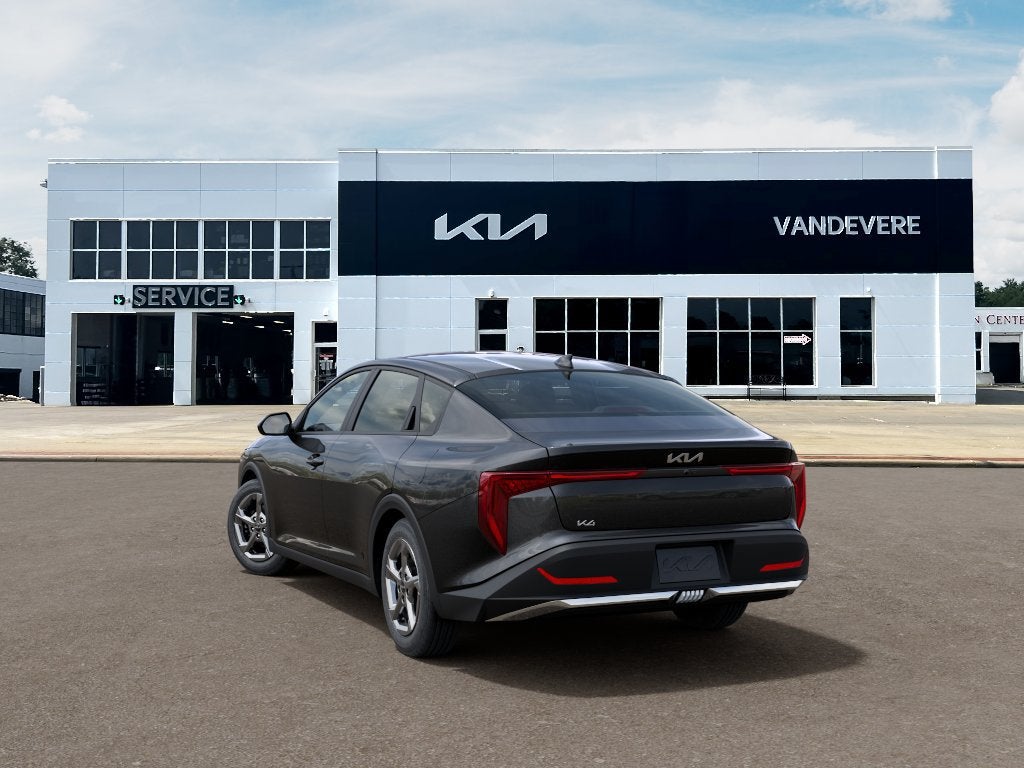 2027 Kia K4 LX