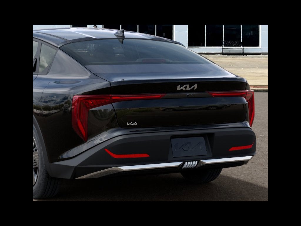 2027 Kia K4 LX