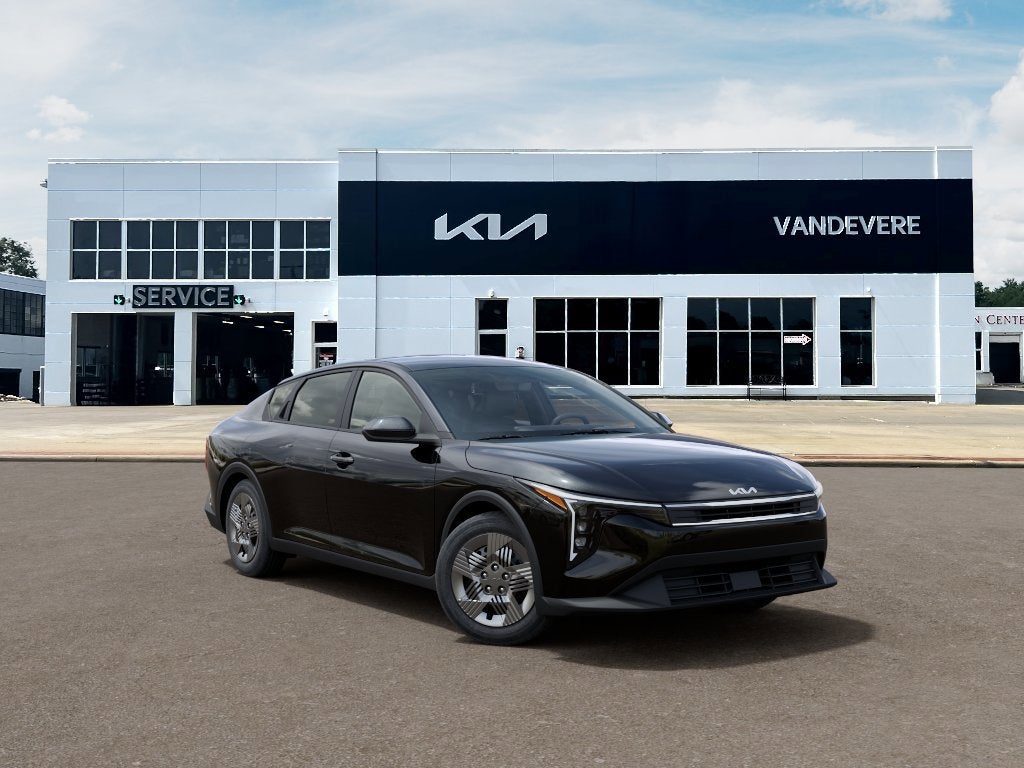 2027 Kia K4 LX