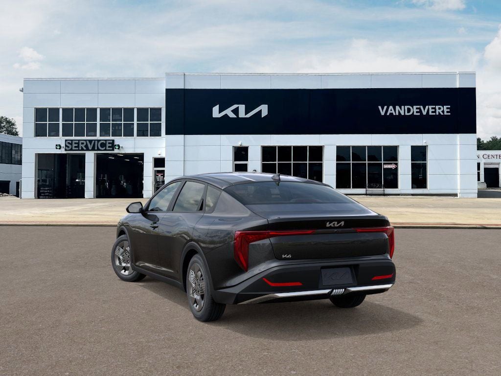 2026 Kia K4 LX