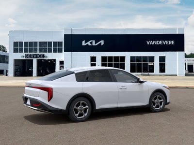 2026 Kia K4 LXS