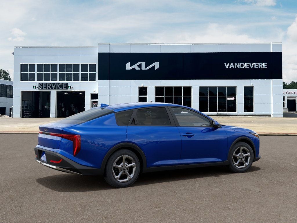 2026 Kia K4 LX