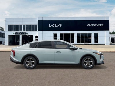 2026 Kia K4 LXS