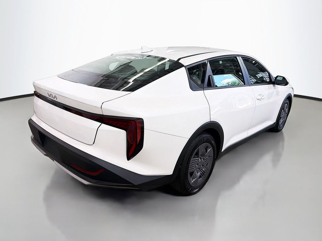 2026 Kia K4 LX