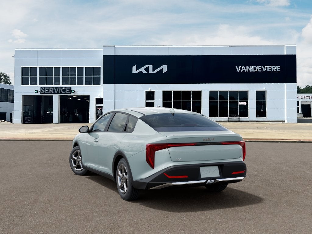 2027 Kia K4 LXS