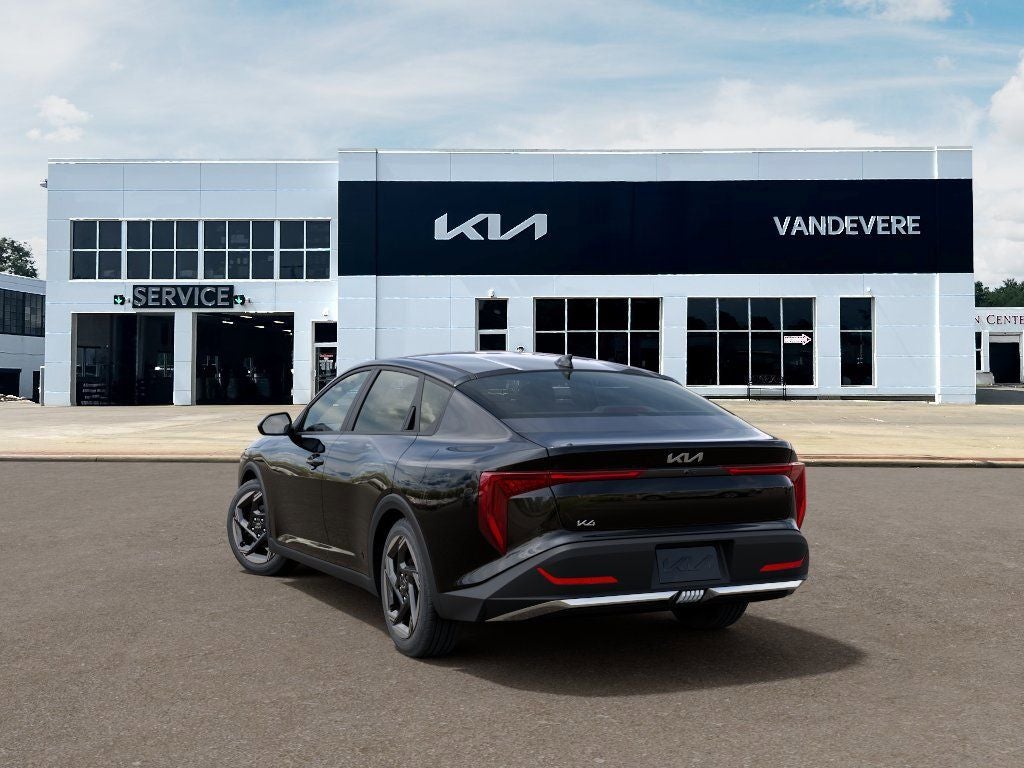 2026 Kia K4 EX