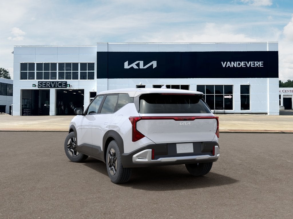 2027 Kia Seltos LX