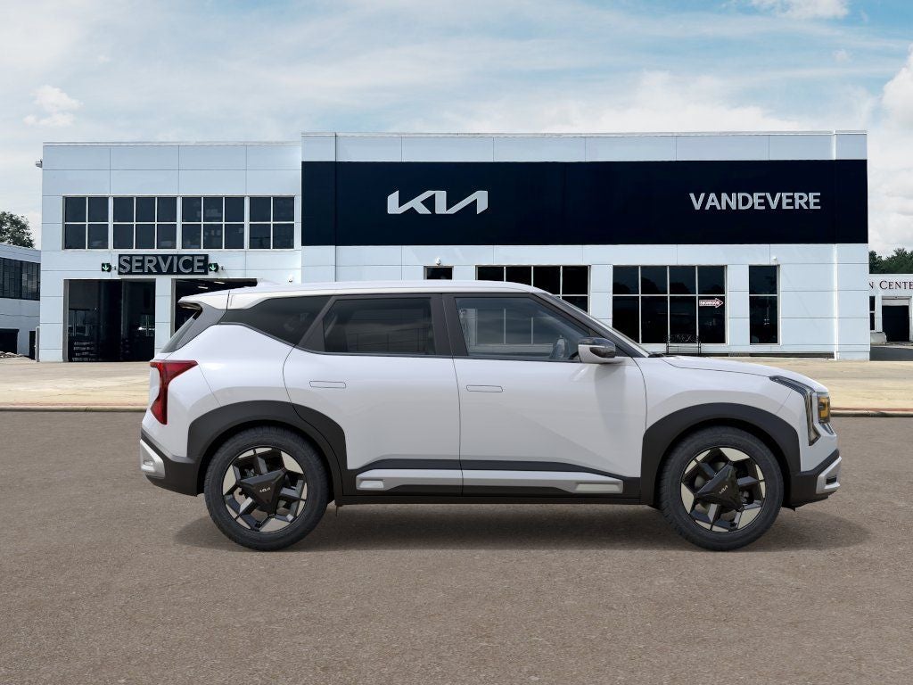 2027 Kia Seltos S