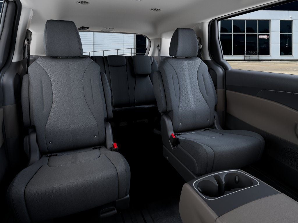 2027 Kia Carnival LX