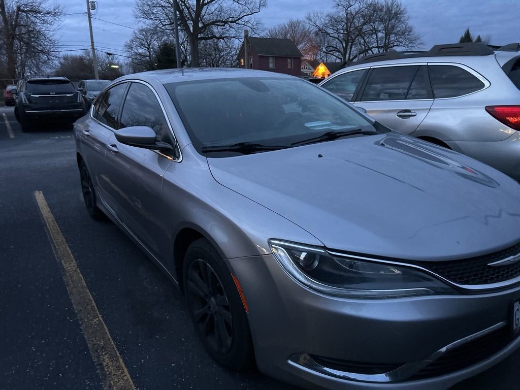 2016 Chrysler 200 Limited