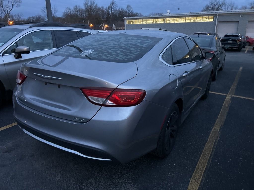 2016 Chrysler 200 Limited