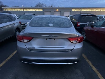 2016 Chrysler 200 Limited