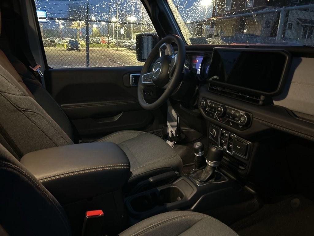 2025 Jeep Wrangler 4xe Sahara