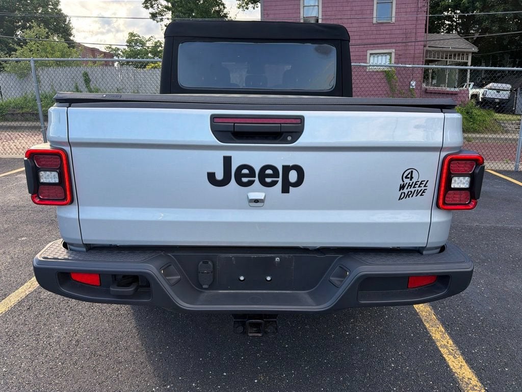 2024 Jeep Gladiator Willys