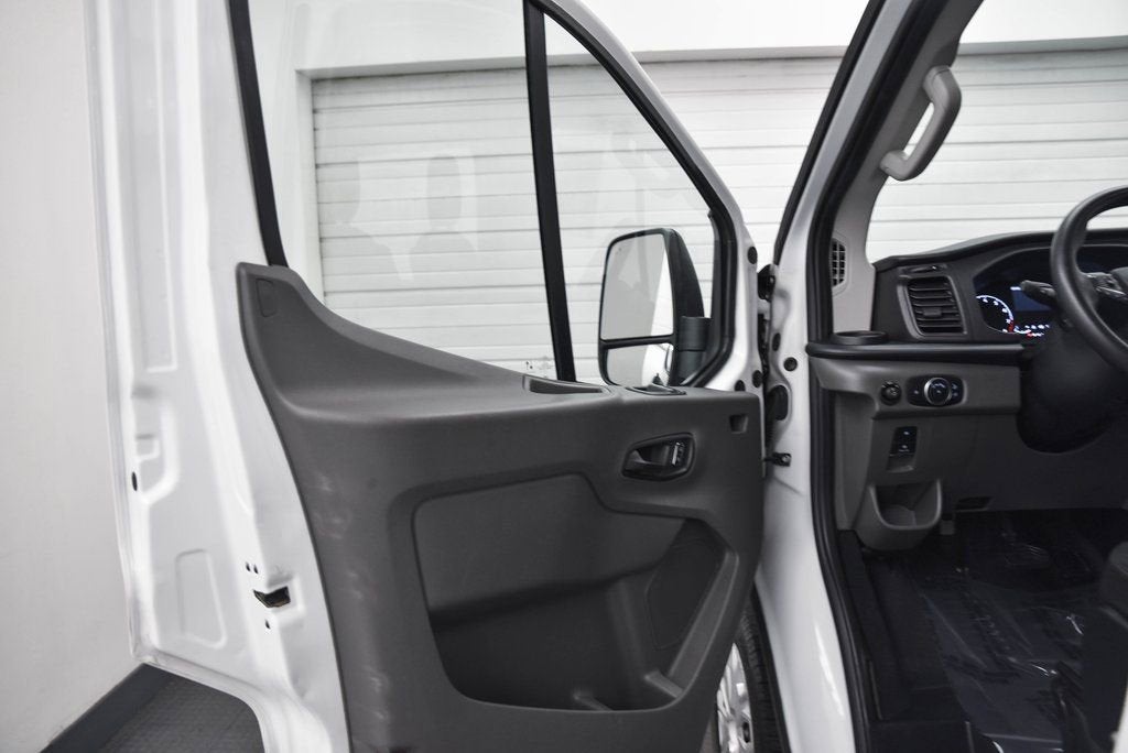 2023 Ford Transit Passenger Wagon XL